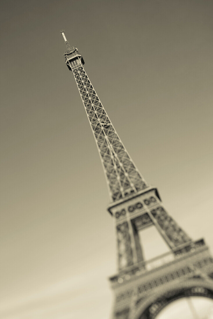 Eiffel Tower in the morning, defocussed, Paris, France