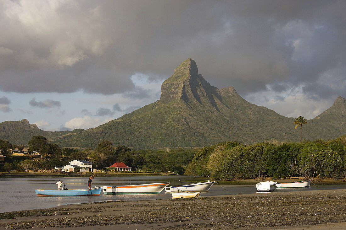 Montagne du Rempart mountain  el. 777 meters) with boats at sunset, Tamarin, Western Mauritius, Mauritius