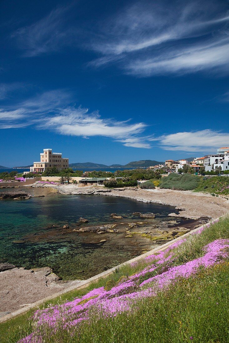 Italy, Sardinia, Western Sardinia, Alghero, Rada di Alghero bay and Villa Las Tronas hotel