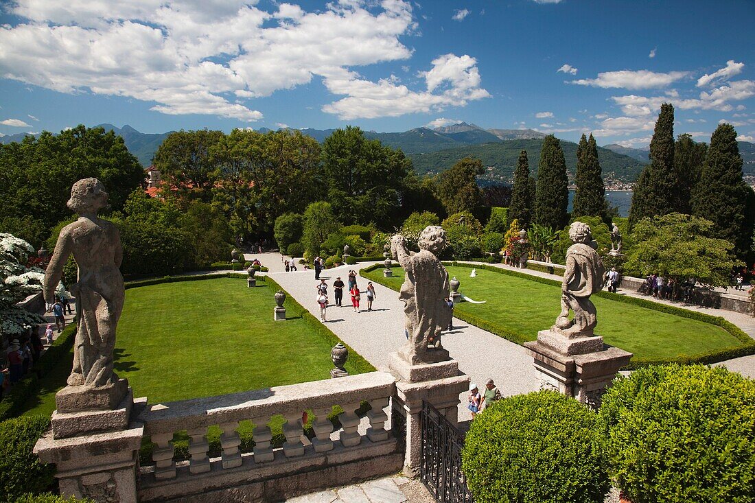 Italy, Piedmont, Lake Maggiore, Stresa, Borromean Islands, Isola Bella, Palazzo Borromeo terraced gardens