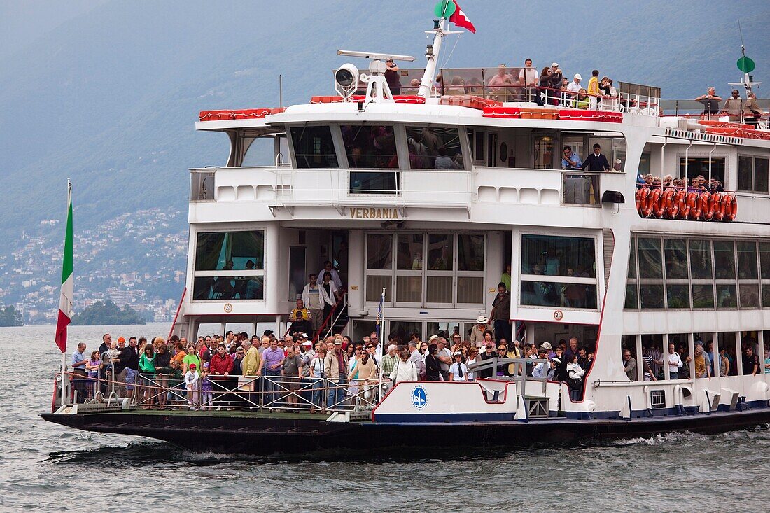 Switzerland, Ticino, Lake Maggiore, Ascona, lake ferry