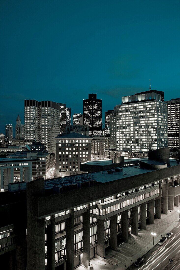 USA, Massachusetts, Boston, Financial District view from Longfellow Place, evening