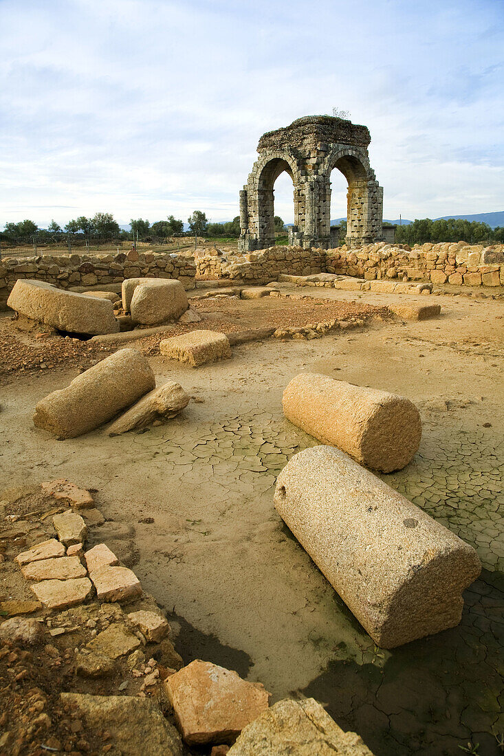 Roman arch of Caparra  1st-2nd century AD), Zarza de Granadilla. Silver Route, Caceres province, Extremadura, Spain