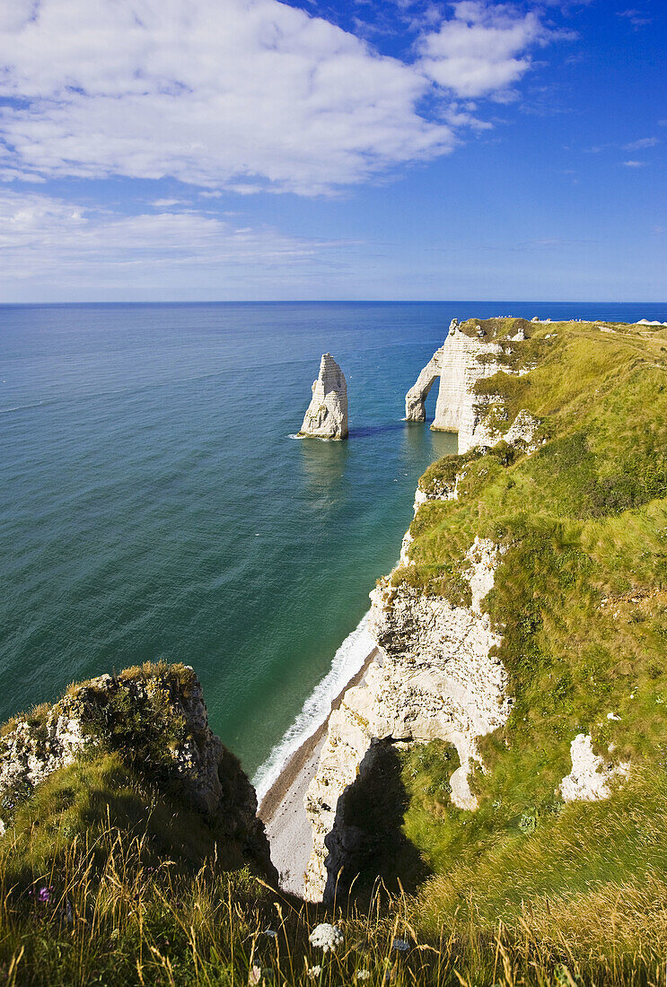 View of the Aiguille and the Porte d´Aval cliffs, Etretat. Seine-Maritime, Haute-Normandie, France