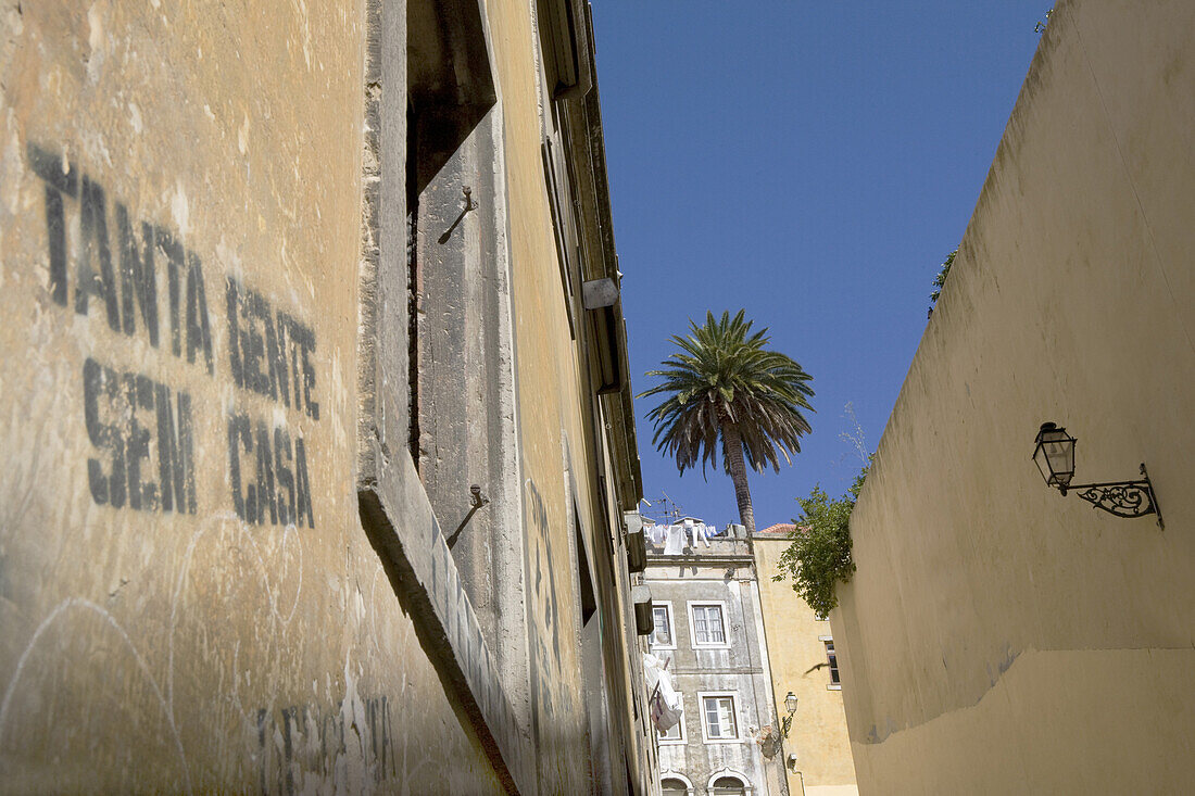 Narrow lane in the Baixa quarter, Lisbon, Portugal