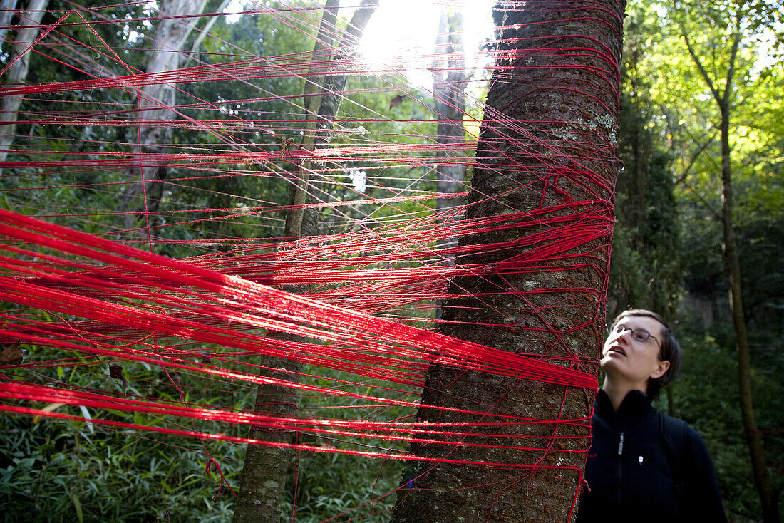 Red threads at trees at bamboo temple, temple of Tang dynasty, Kunming, Yunnan, People's Republic of China, Asia