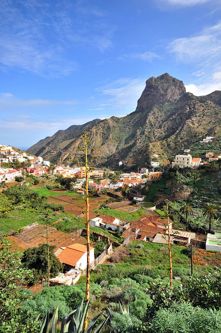 Häuser im Tal von Vallehermoso, Nordküste, Gomera, Kanarische Inseln, Spanien, Europa