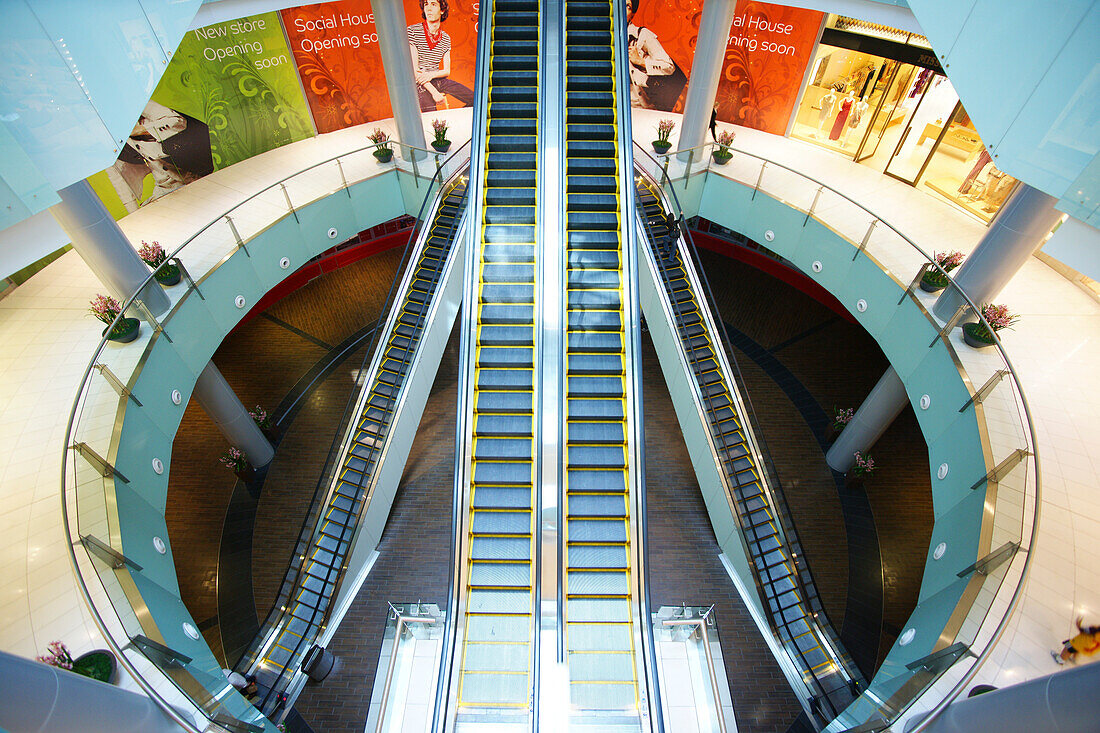 Rolltreppe in der Dubai Mall, Dubai, VAE, Vereinigte Arabische Emirate, Vorderasien, Asien