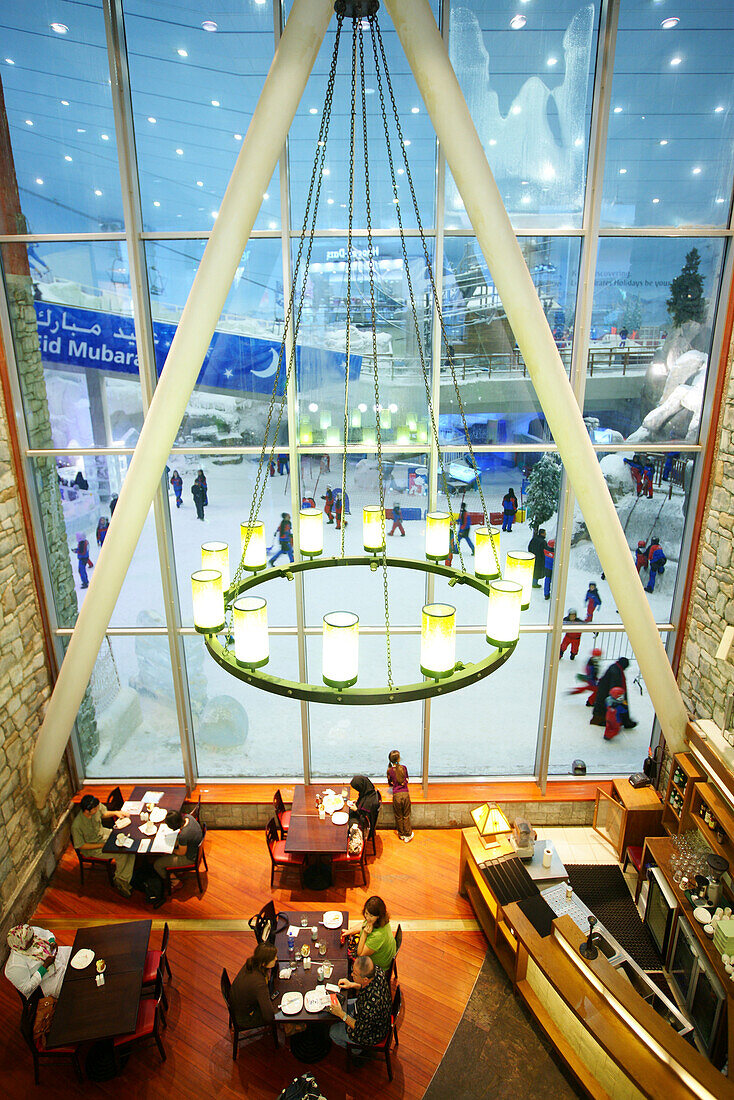 Blick auf die Skihalle Ski Dubai im Einkaufszentrum Mall Of The Emirates, Dubai, VAE, Vereinigte Arabische Emirate, Vorderasien, Asien