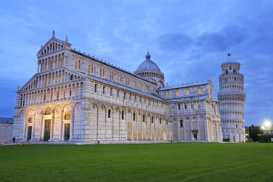 Illuminated Leaning tower of Pisa and cathedral, Pisa, UNESCO world heritage site, Tuscany, Italy