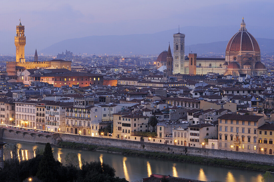 Illuminated city of Florence with Palazzo Vecchio and cathedral Santa Maria del Fiore, Florence, UNESCO world heritage site, Tuscany, Italy