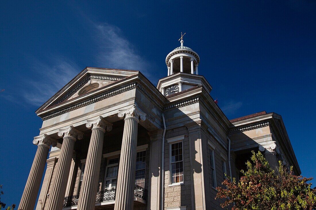 USA, Mississippi, Vicksburg, Old Courthouse Museum, exterior