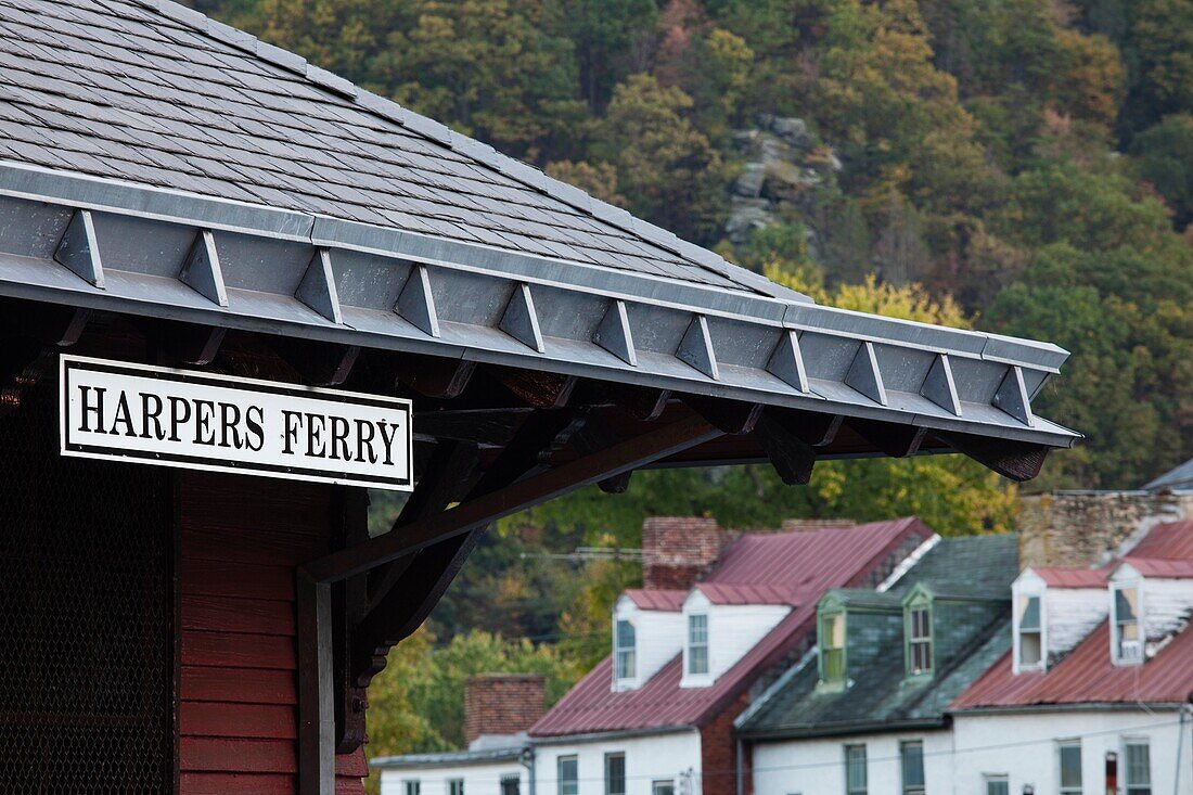 USA, West Virginia, Harpers Ferry, Harpers Ferry National Historic Park, train station sign