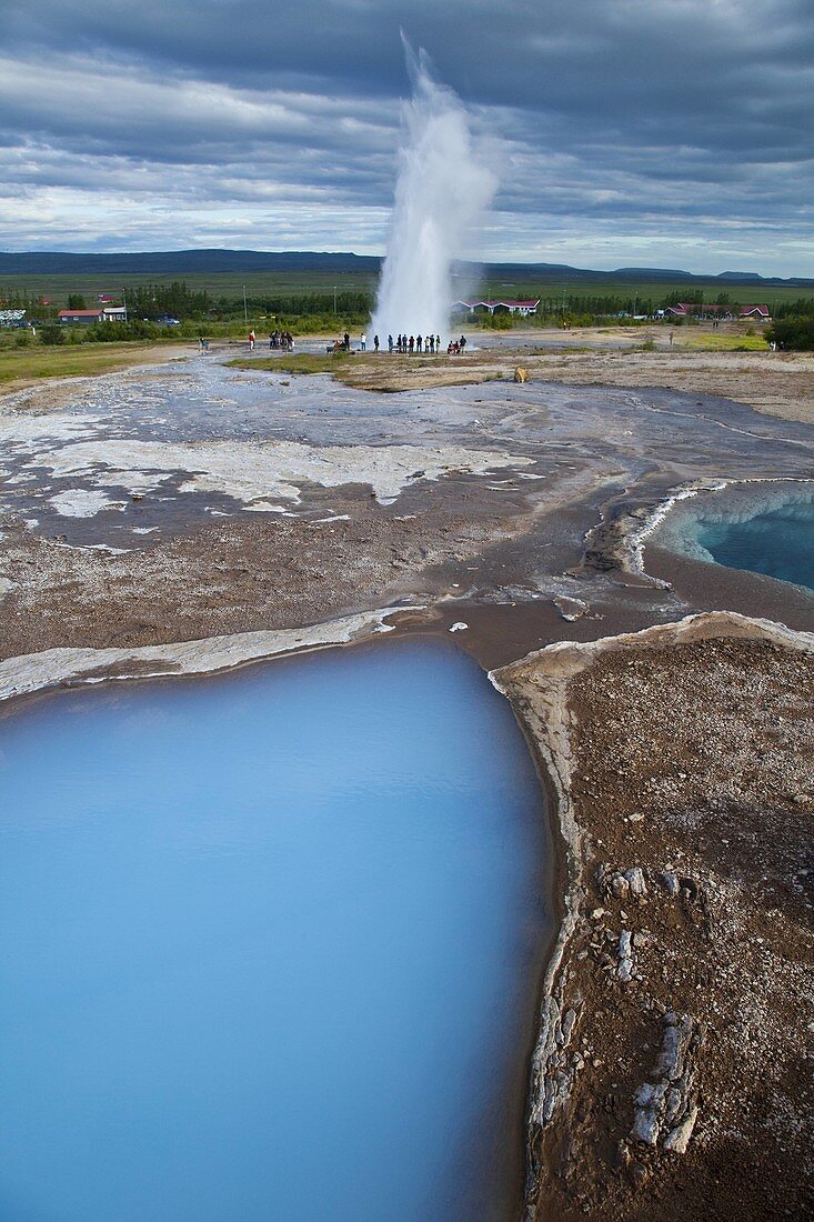 Geiser Strokkur  Región de Geysir  Islandia