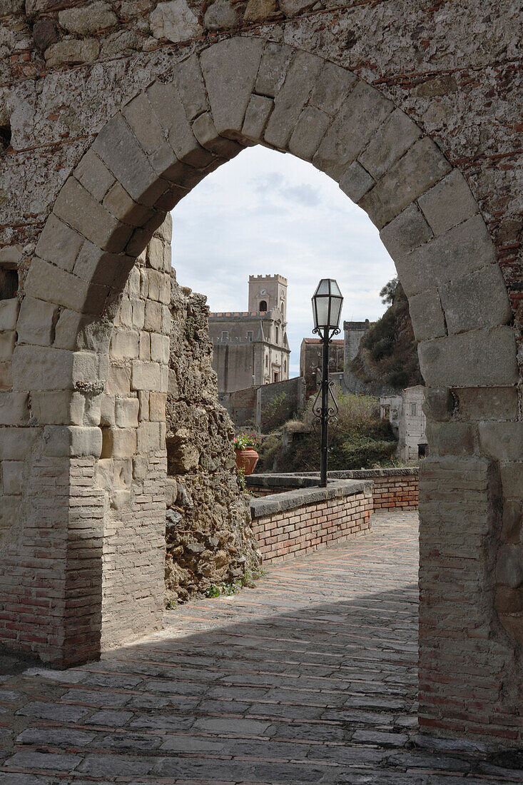 Kirche San Nicolò im Dorf Savoca, Provinz Messina, Sizilien, Italien, Europa