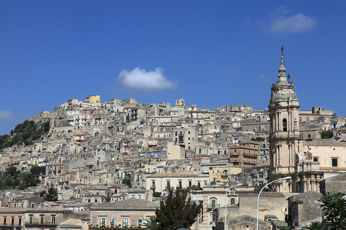Baroque town of Modica in the sunlight, Unesco World Heritage, Province Ragusa, Sicily, Italy, Europe