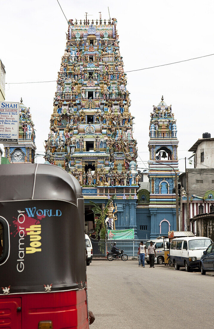 Three wheeler in front of the hindu Sri Subramania Kovil temple, Colombo, Sri Lanka, Asia