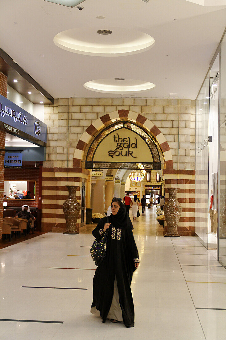 The Gold Souk of Dubai Mall next to Burj Khalifa, biggest shopping mall in the world with more than 1200 shops, Dubai, UAE