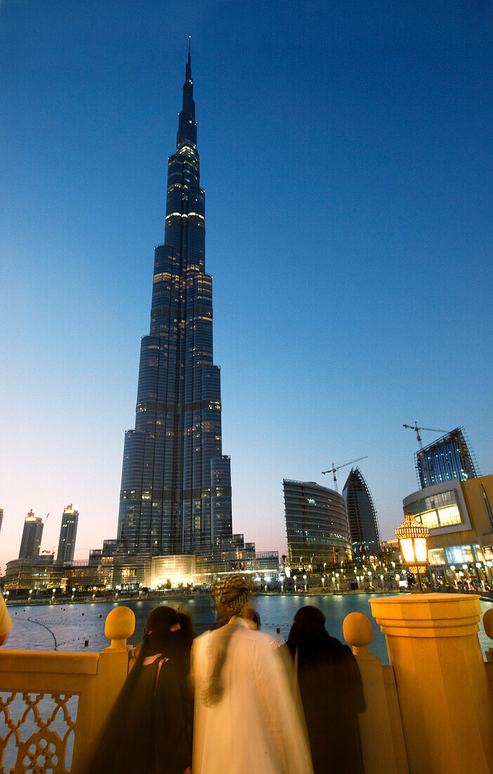 Burj Khalifa, highest Skycraper in the World, 828 meter, Burj Dubai, Dubai United Arab Emirates