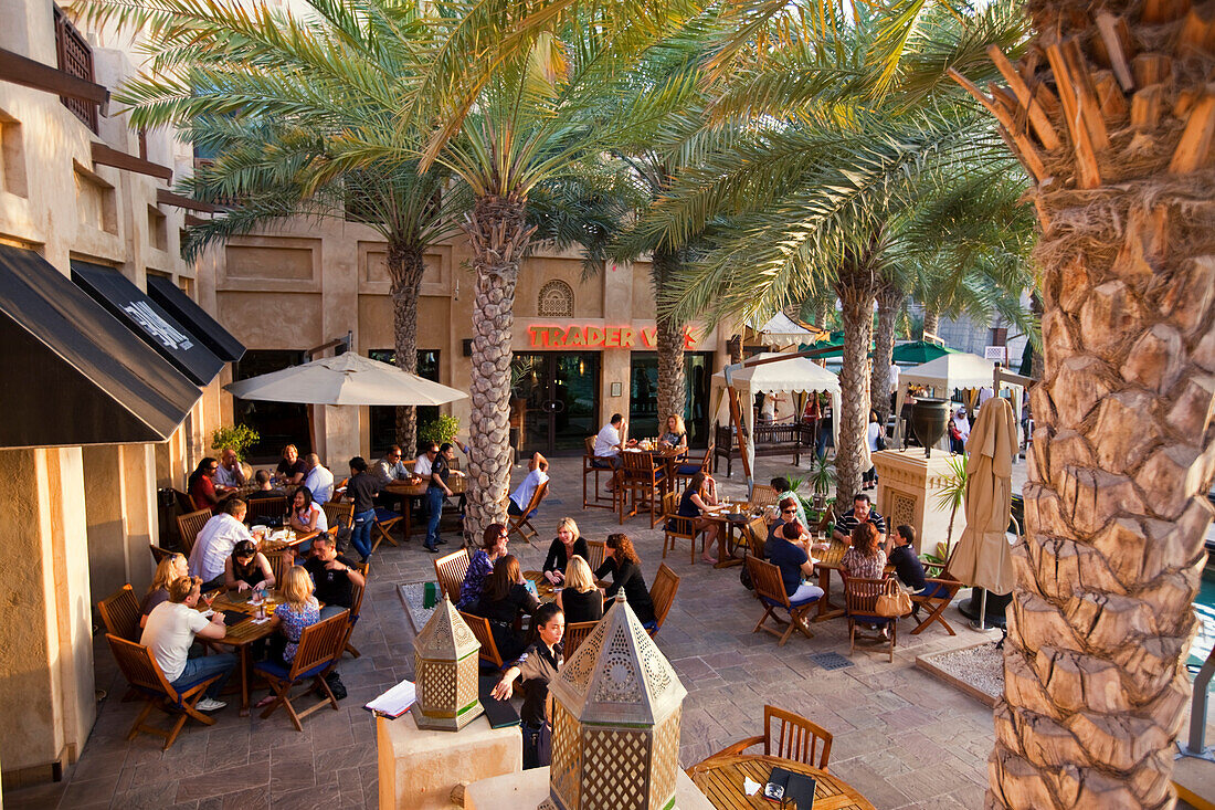 Medinat Jumeirah,Cafe, Dubai, United Arab Emirates