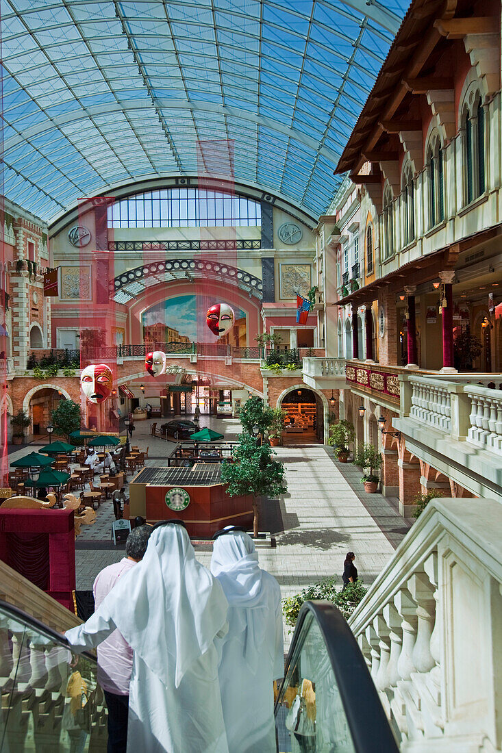 Mercato Mall, Italian style, indoor