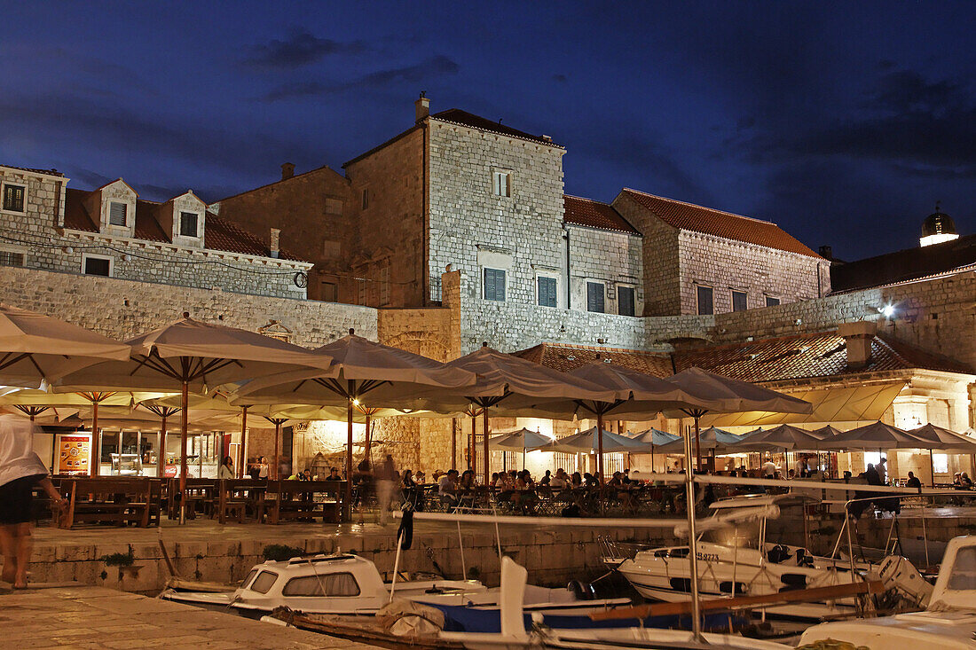 Hafen von Dubrovnik am Abend, Arsenal Restaurant, Franziskander Kloster, Kroatien, Europa