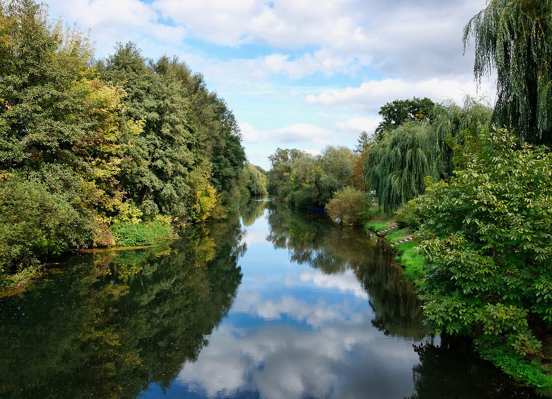 River Spree in Autumn, Luebben, Spreewald, Land Brandenburg, Germany