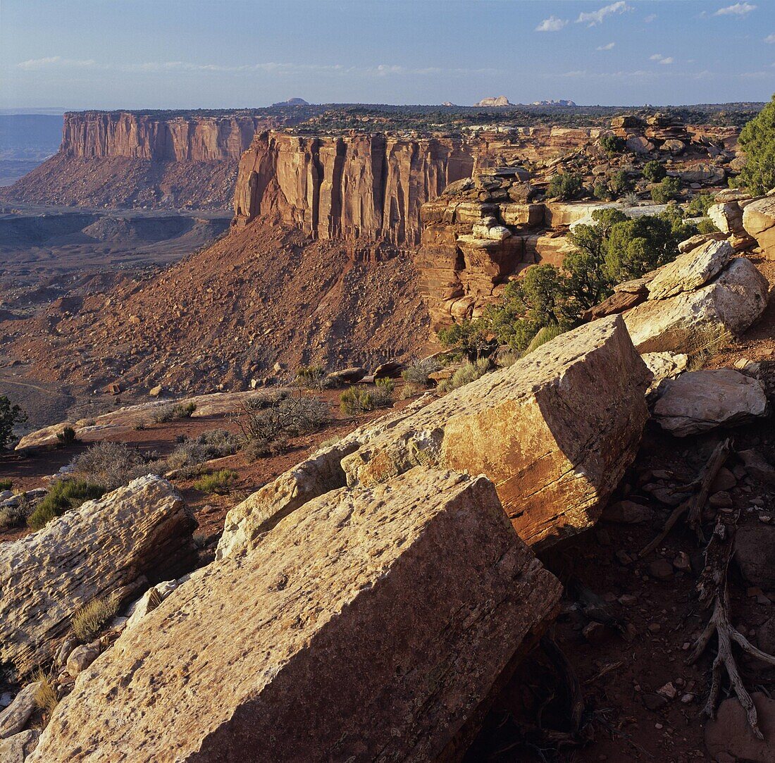 USA, Utah, Canyonlands National Park, Island in the Sky section, view from Orange Cliffs Overlook