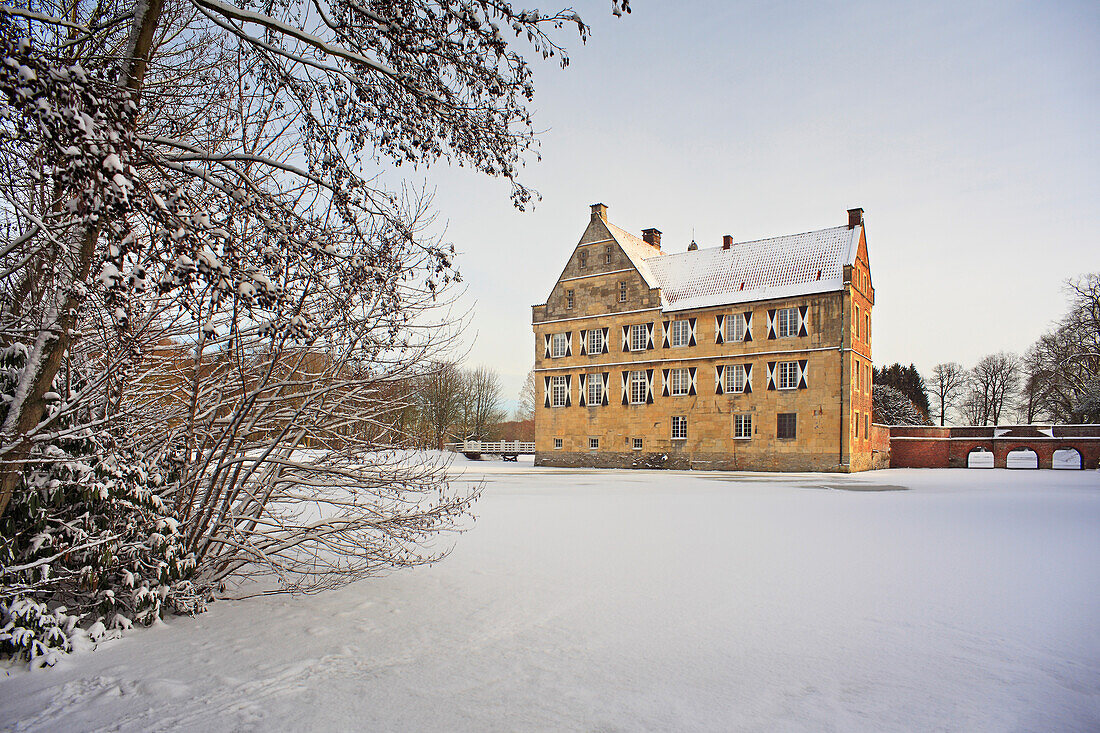 Wasserschloss Haus Hülshoff, bei Havixbeck, Münsterland, Nordrhein-Westfalen, Deutschland