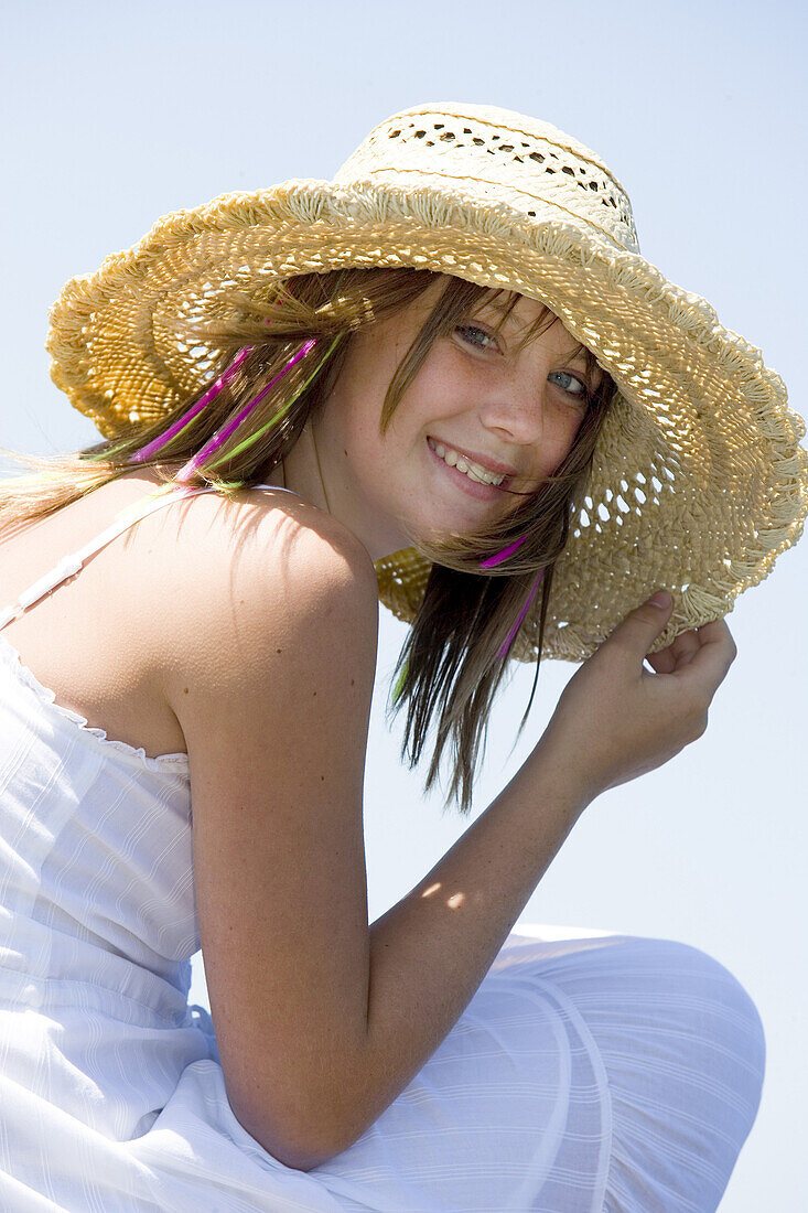 Girl with big hat