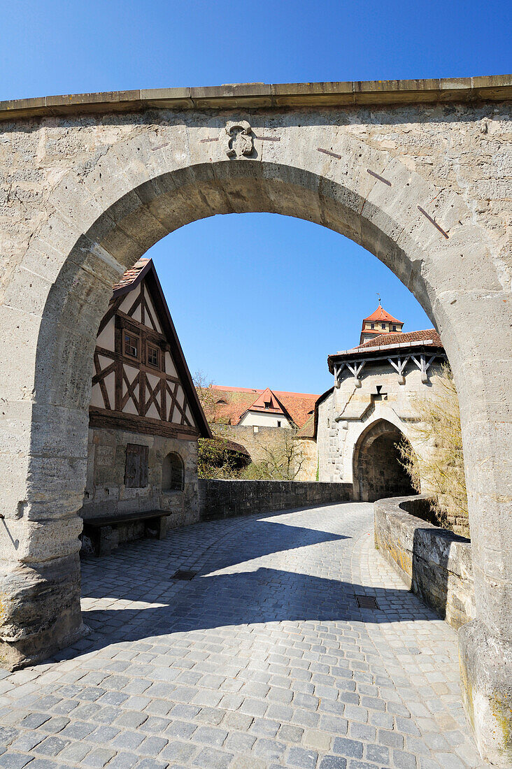 Tor der Spitalsbastei, Stadtmauer, Rothenburg ob der Tauber, Bayern, Deutschland