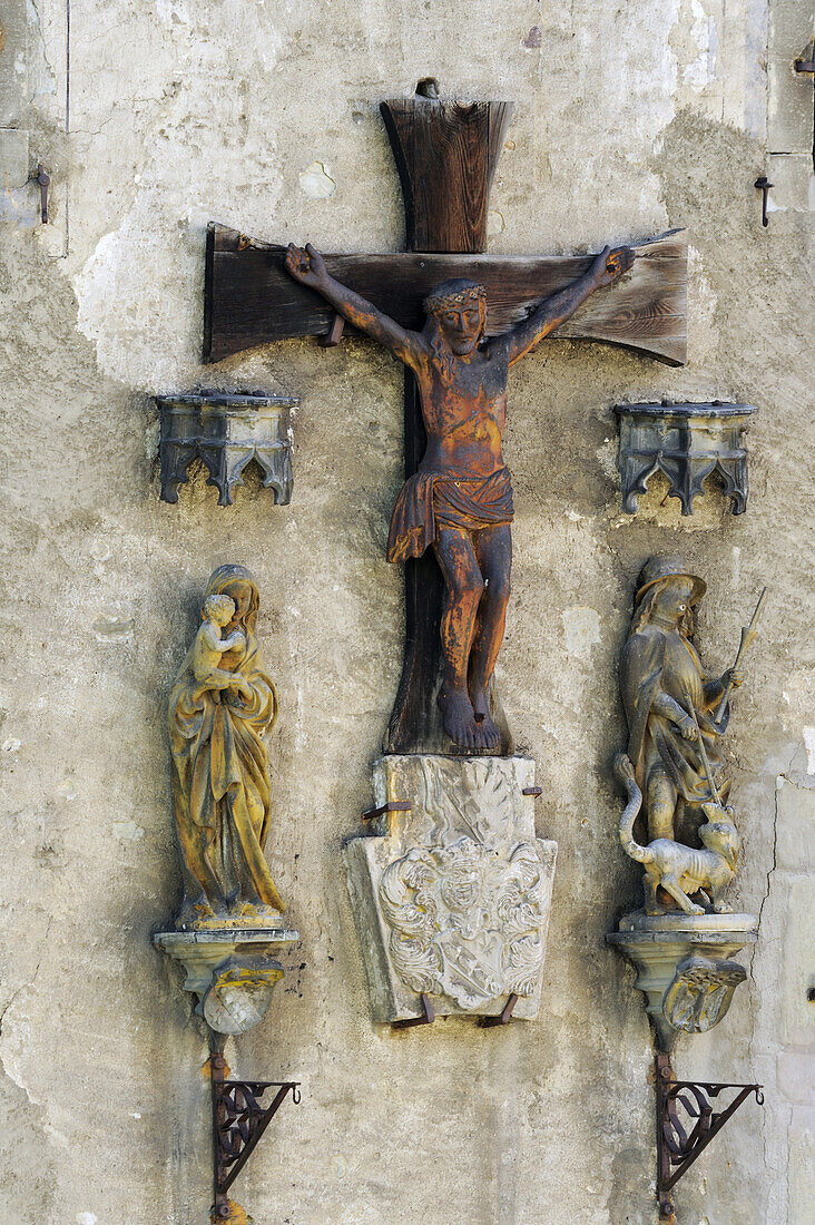 Figure of Christ on the facade of castle Altes Schloss, Meersburg, lake Constance, Baden-Wuerttemberg, Germany