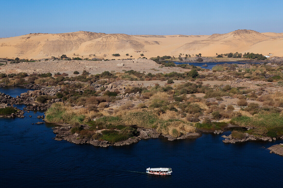 Blick über die Kataraktlandschaft in Assuan, Ägypten, Afrika