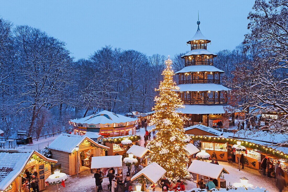 Christmas market at the Chinesischer Turm, Englischer Garten, Munich, Bavaria, Germany
