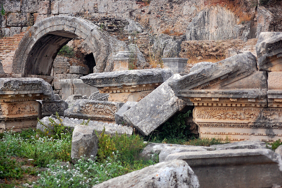 Ausgrabungen von Perge bei Antalya, Südküste, Türkei