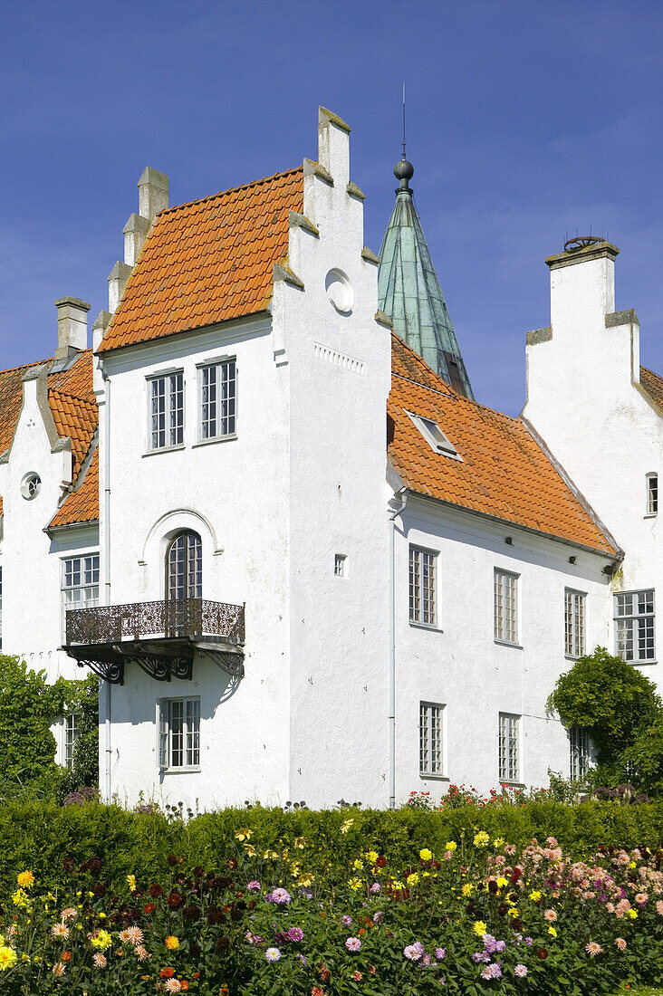 Bosjökloster castle church