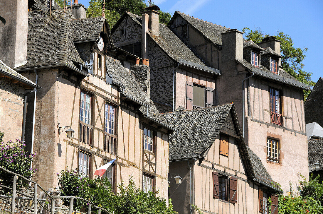 France, Aveyron 12, Conques, abbatiale Sainte Foy du XI et XIIe siècles, étape du pélerinage de Saint-Jacques-de-Compostelle, labellisé Les Plus Beaux Villages de France