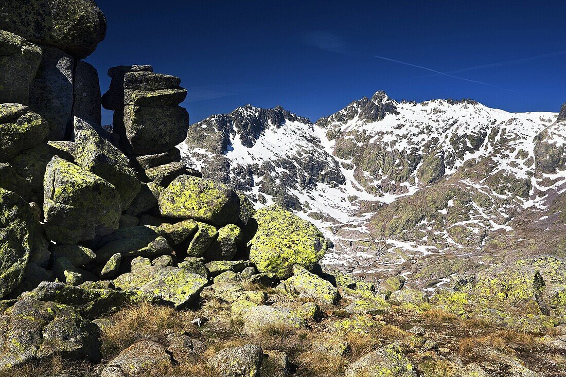 Pico Almanzor en la Sierra de Gredos desde El Morezón  Castilla León  España