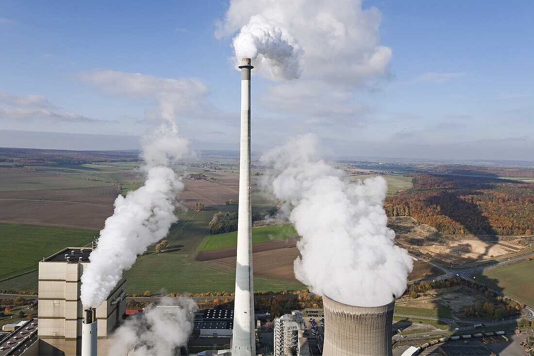 Aerial view of a fossil-fuel power station with cooling towers, Buschhaus Power station, Helmstedt, Lower Saxony, northern Germany