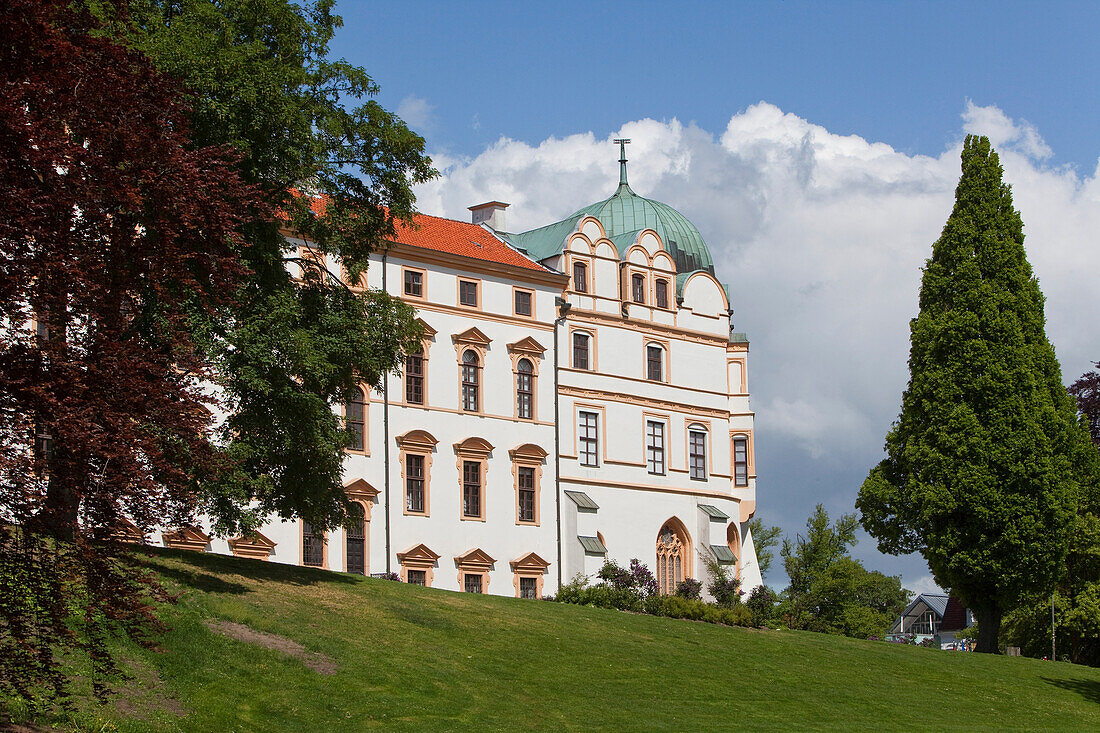 View of celle castle from the castle gardens, Celle, Lower Saxony, Germany