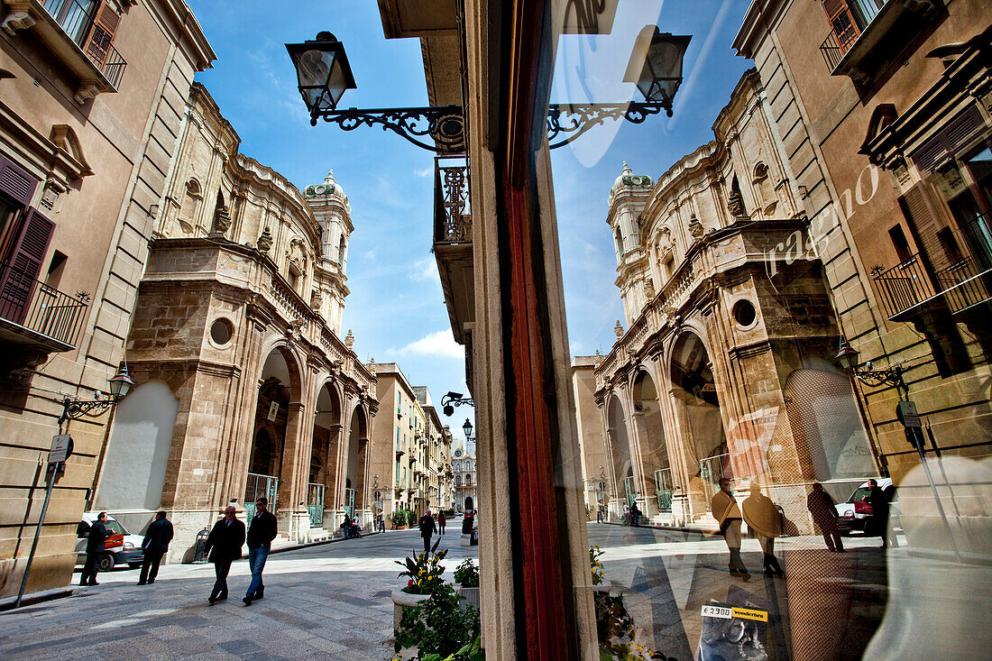 Corso Vittorio Emanuele, Cattedrale di San Lorenzo, Altstadt, Trapani, Sizilien, Italien, Europa