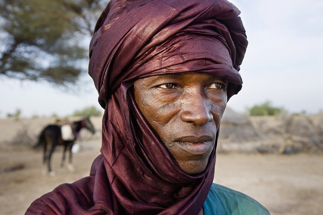 A Wodaabe-Bororo man for the annual Gerewol  Diffa  Sahel  Niger