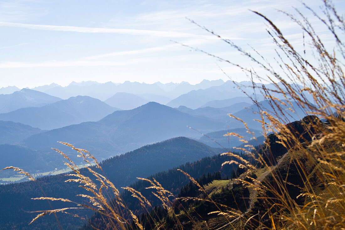 Blick vom Brauneck auf die westlichen Bayerischen Alpen, Oberbayern, Deutschland