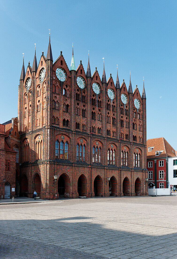Rathaus, Alter Markt, Hansestadt Stralsund, Mecklenburg-Vorpommern, Deutschland