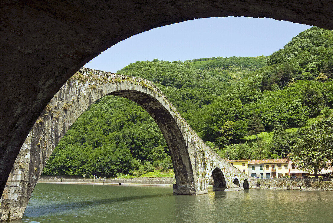 Ponte del Diavolo  ´Bridge of the Devil´) aka Ponte della Maddalena, Borgo a Mozzano. Province of Lucca, Tuscany, Italy
