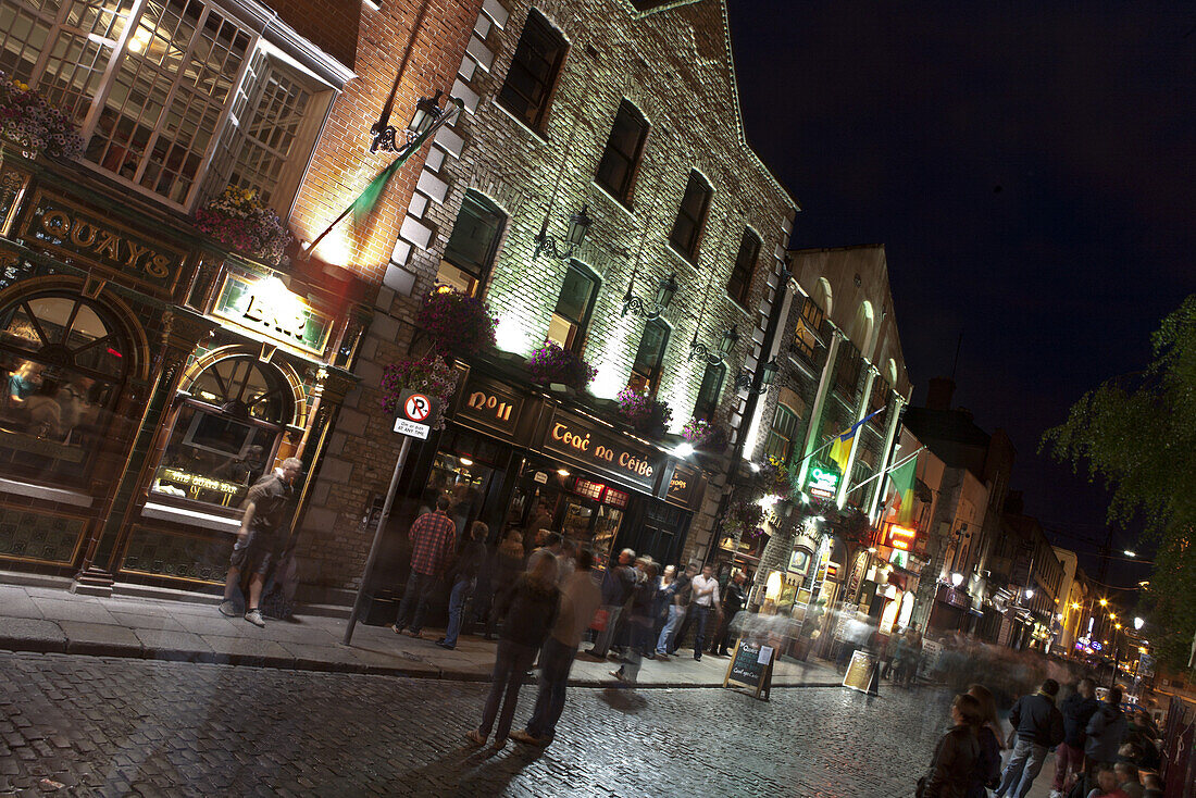 Fleet Straße in der Nacht, Temple Bar Gebiet, Dublin, Irland, Dublin, County Dublin, Irland