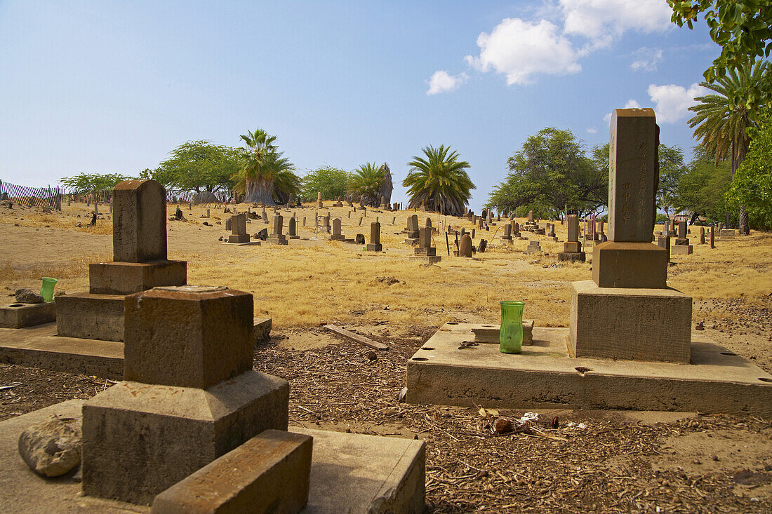 Gravestones on Japanese cemetery, Maui, Hawaii, USA, America