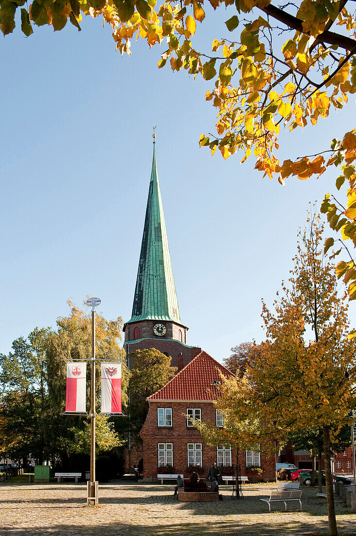 St.-Lorenz-Kirche, Travemünde, Lübeck, Schleswig-Holstein, Deutschland