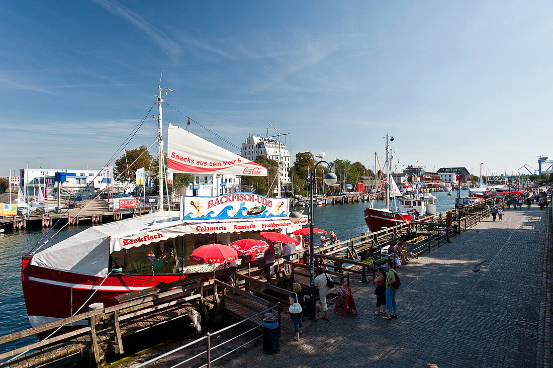 Imbiss am Alten Strom, Warnemünde, Rostock, Mecklenburg-Vorpommern, Deutschland