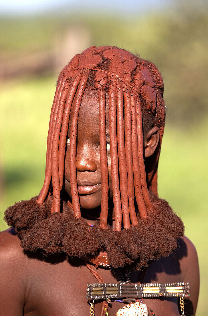 Young himba woman, Opuwo, kaokoland, Namibia.